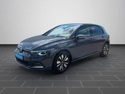 Delfingrau metallic (metallic) Gebraucht 2024 VW Golf VIII Move Limousine | 21.900 € (Guter Preis)