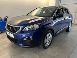 Blau Gebraucht 2018 Peugeot 3008 Active SUV | 13.980 € (Fairer Preis)