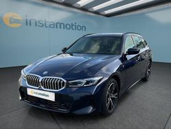 Blau Gebraucht 2024 BMW 330e M Sport Kombi | 46.849 € (Fairer Preis)