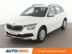 Weiß Gebraucht 2023 Skoda Kamiq Ambition SUV | 19.490 € (Guter Preis)