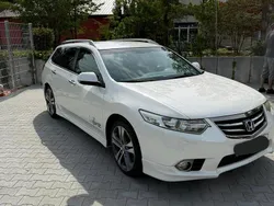 Weiß Gebraucht 2011 Honda Accord Kombi | 11.000 € (Fairer Preis)