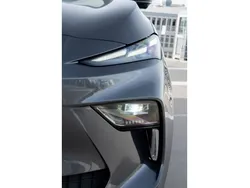 Blau Neu 2025 MG MG5 EV Luxury Kombi | 38.849 € (Fairer Preis)