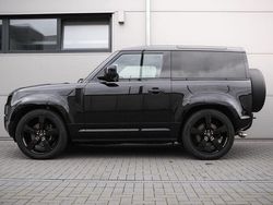 Schwarz Gebraucht 2023 Land Rover Defender Black Edition SUV | 119.900 €