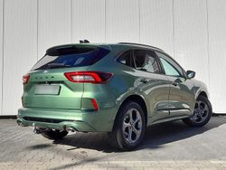 Metallic Gebraucht 2024 Ford Kuga ST-Line SUV | 32.380 € (Etwas zu teuer)