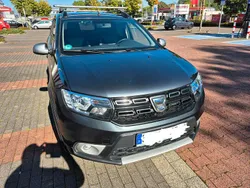 Grau Gebraucht 2018 Dacia Logan MCV Stepway Kombi | 9.550 € (Fairer Preis)