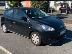Schwarz Gebraucht 2014 Mitsubishi Space Star Plus Kleinwagen | 3.500 € (Fairer Preis)