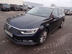 Deep black perleffekt Gebraucht 2015 VW Passat Highline Kombi | 10.700 € (Fairer Preis)