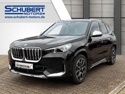 Black sapphire metallic Gebraucht 2023 BMW iX1 xLine SUV | 40.900 € (Etwas zu teuer)
