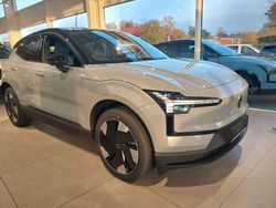 Grau Neu 2025 Volvo EX30 Plus SUV | 41.900 €