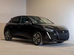 Schwarz Gebraucht 2021 Peugeot 208 Allure Kleinwagen | 12.990 € (Superpreis)