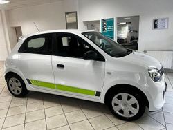 Weiß Gebraucht 2016 Renault Twingo Life Kleinwagen | 5.499 € (Fairer Preis)
