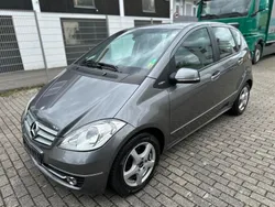 Grau Gebraucht 2009 Mercedes A160 Kleinwagen | 2.450 € (Fairer Preis)