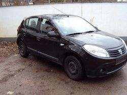 Schwarz Gebraucht 2009 Dacia Sandero Limousine | 800 € (Superpreis)