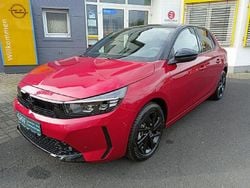 Chili rot / dach schwarz Gebraucht 2024 Opel Corsa Limousine | 22.480 € (Fairer Preis)