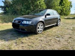 Schwarz Gebraucht 2002 Audi S3 Basis Limousine | 8.499 € (Teuer)
