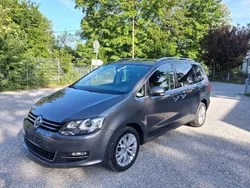 Grau Gebraucht 2012 VW Sharan Van / Kleinbus | 11.399 € (Fairer Preis)