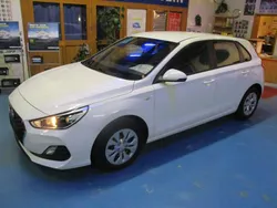 Weiß Gebraucht 2019 Hyundai i30 Select Limousine | 10.850 € (Guter Preis)