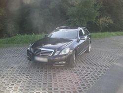 Schwarz Gebraucht 2010 Mercedes E350 Kombi | 12.980 € (Fairer Preis)