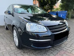 Schwarz Gebraucht 2006 VW Jetta Limousine | 2.450 € (Fairer Preis)