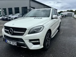Diamantweiß bright Gebraucht 2013 Mercedes ML350 AMG SUV | 20.900 € (Fairer Preis)