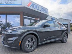 Dark matter/starlight gray Gebraucht 2022 Ford Mustang Mach-E Extended Range SUV | 29.900 € (Superpreis)
