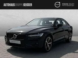 Onyx schwarz Gebraucht 2023 Volvo S60 Ultimate Limousine | 39.890 € (Fairer Preis)