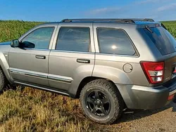 Grau Gebraucht 2006 Jeep Grand Cherokee SUV | 3.950 € (Fairer Preis)