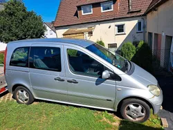 Silber Gebraucht 2002 Mercedes Vaneo Van / Kleinbus | 1.100 € (Superpreis)