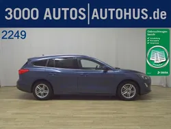 Blau Gebraucht 2022 Ford Focus Cool & Connect Kombi | 11.980 € (Superpreis)