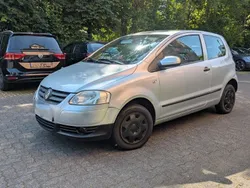 Silber Gebraucht 2005 VW Fox Kleinwagen | 950 € (Guter Preis)