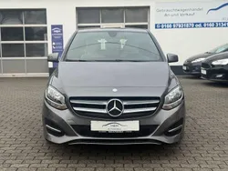 Grau Gebraucht 2014 Mercedes B200 Exclusive Van / Kleinbus | 14.990 € (Fairer Preis)