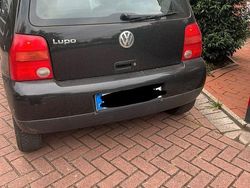 Schwarz Gebraucht 1999 VW Lupo Basis Kleinwagen | 799 € (Fairer Preis)