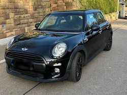 Schwarz Gebraucht 2016 Mini ONE Kleinwagen | 11.800 €