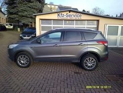 Grau Gebraucht 2014 Ford Kuga Titanium SUV | 11.690 € (Guter Preis)