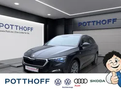 Black magic perleffekt Gebraucht 2023 Skoda Scala Tour Kleinwagen | 28.777 € (Teuer)