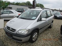 Silber Gebraucht 2004 Opel Zafira Njoy Van / Kleinbus | 2.499 € (Fairer Preis)