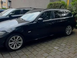 Schwarz Gebraucht 2012 BMW 320 Kombi | 7.000 € (Guter Preis)