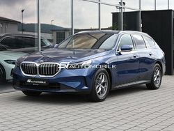 Phytonicblau metallic Gebraucht 2024 BMW 520 Sport Line Kombi | 48.950 € (Superpreis)