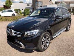 Schwarz Gebraucht 2016 Mercedes GLC250 AMG SUV | 22.950 € (Fairer Preis)