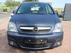 Blau Gebraucht 2010 Opel Meriva Innovation Van / Kleinbus | 3.950 € (Superpreis)