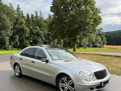Grau Gebraucht 2004 Mercedes E220 Classic Limousine | 4.900 € (Etwas zu teuer)
