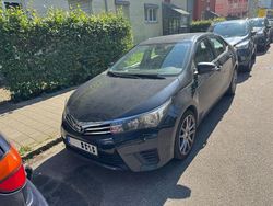 Schwarz Gebraucht 2014 Toyota Corolla Cool Limousine | 6.500 € (Guter Preis)