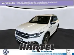 Pure white, solid Gebraucht 2022 VW Tiguan Allspace R-line SUV | 39.600 € (Fairer Preis)