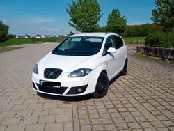 Weiß Gebraucht 2010 Seat Altea Style Van / Kleinbus | 5.450 € (Etwas zu teuer)