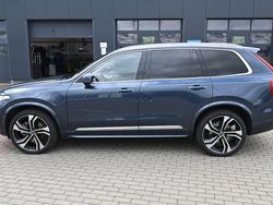Blau Gebraucht 2023 Volvo XC90 Ultimate SUV | 67.900 €