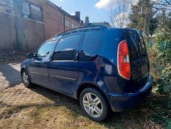 Blau Gebraucht 2009 Skoda Roomster Van / Kleinbus | 2.799 €