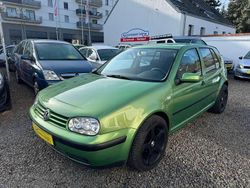 Grün Gebraucht 1998 VW Golf IV Limousine | 3.990 €