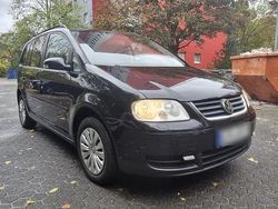 Schwarz Gebraucht 2006 VW Touran Van / Kleinbus | 1.900 € (Guter Preis)