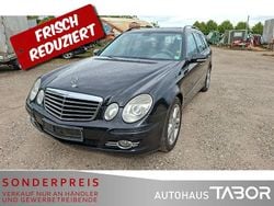 Obsidianschwarz metalliclack Gebraucht 2006 Mercedes E320 Avantgarde Kombi | 2.285 €