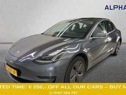 Grau Gebraucht 2020 Tesla Model 3 Standard Range Limousine | 18.900 € (Guter Preis)